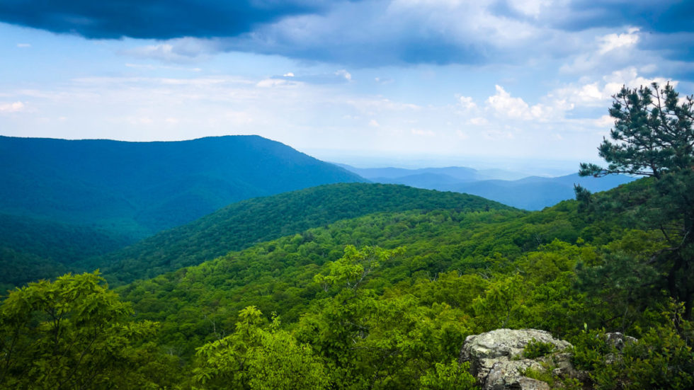 Bearfence Mountain: An Epic Rock Scramble To Stunning 360° Views 